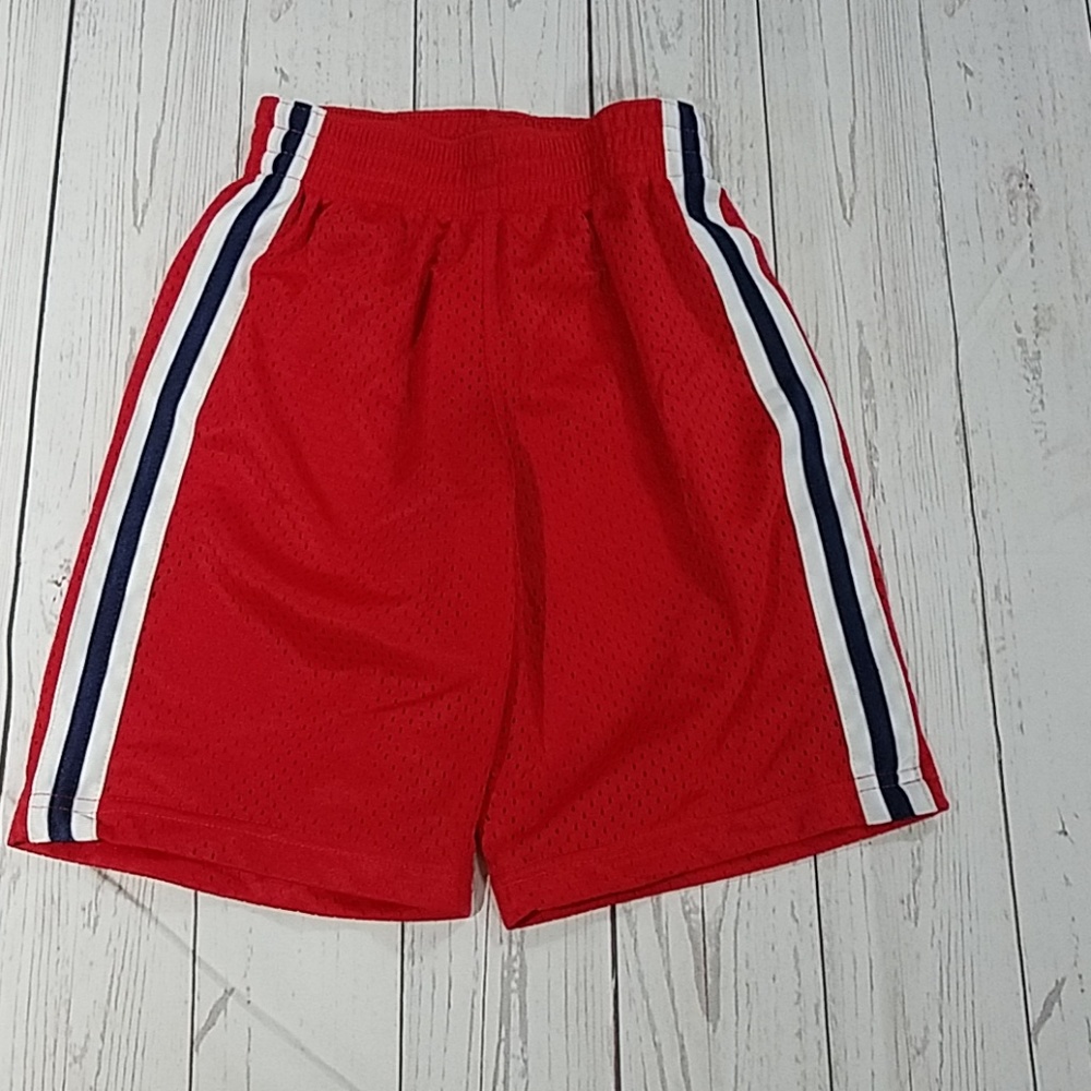 Boys okie dokie XL7 athletic shorts